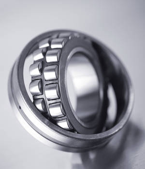 Double-row roller bearings with barrel-shaped rolling elements